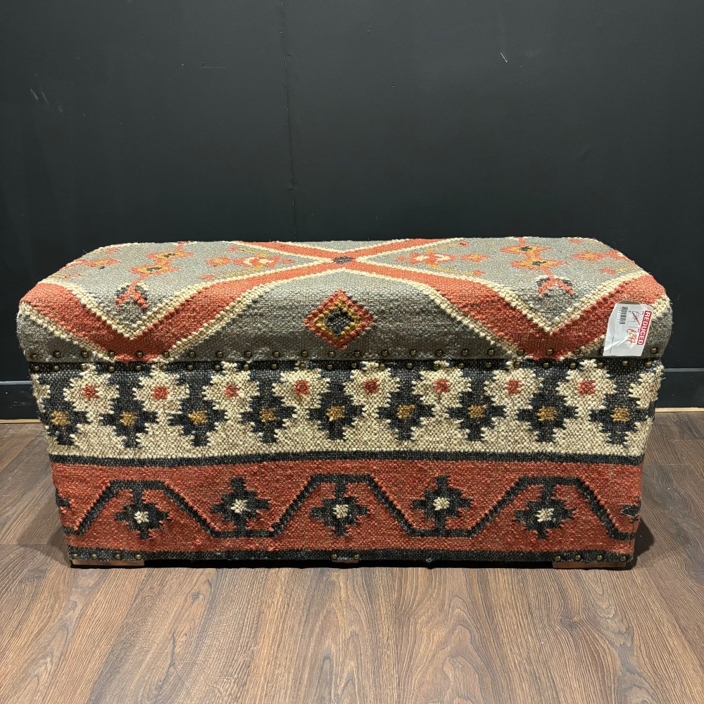 Clearance: Kilim Aztec ottoman
