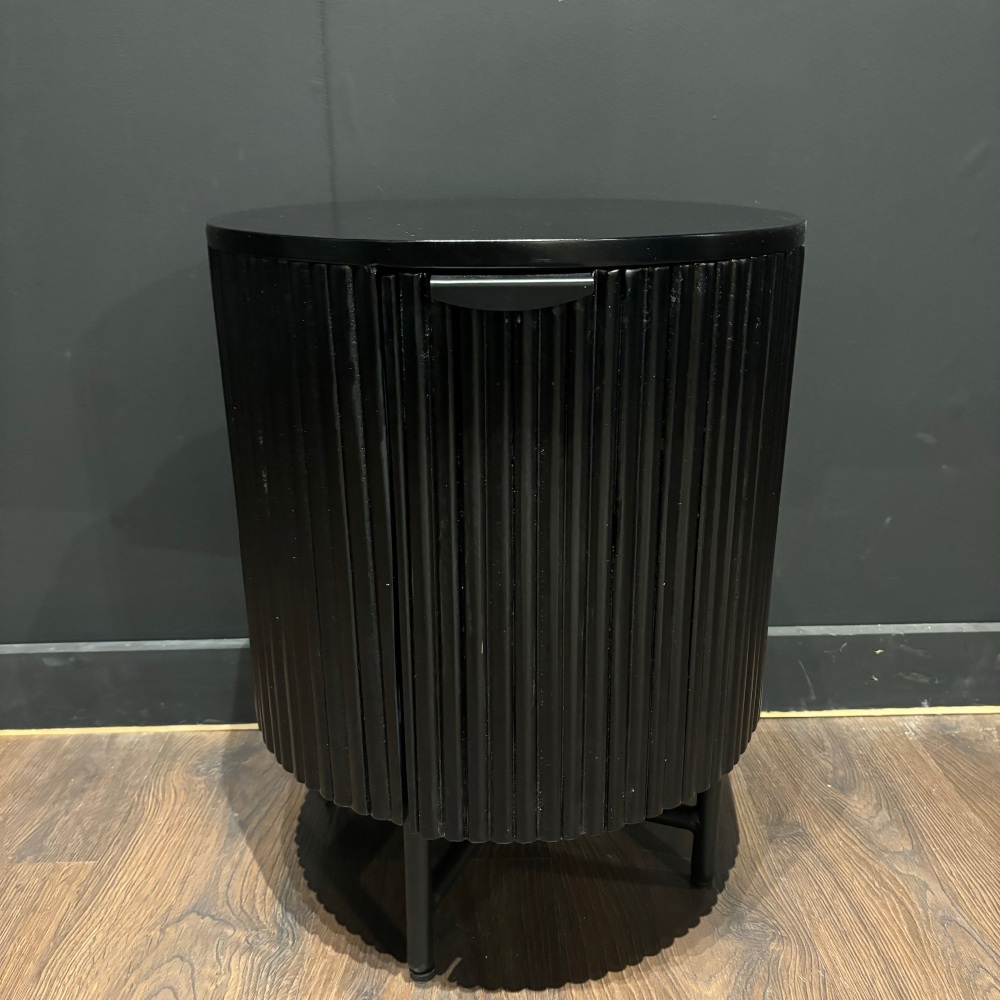 Clearance: Russo Reeded Side Table