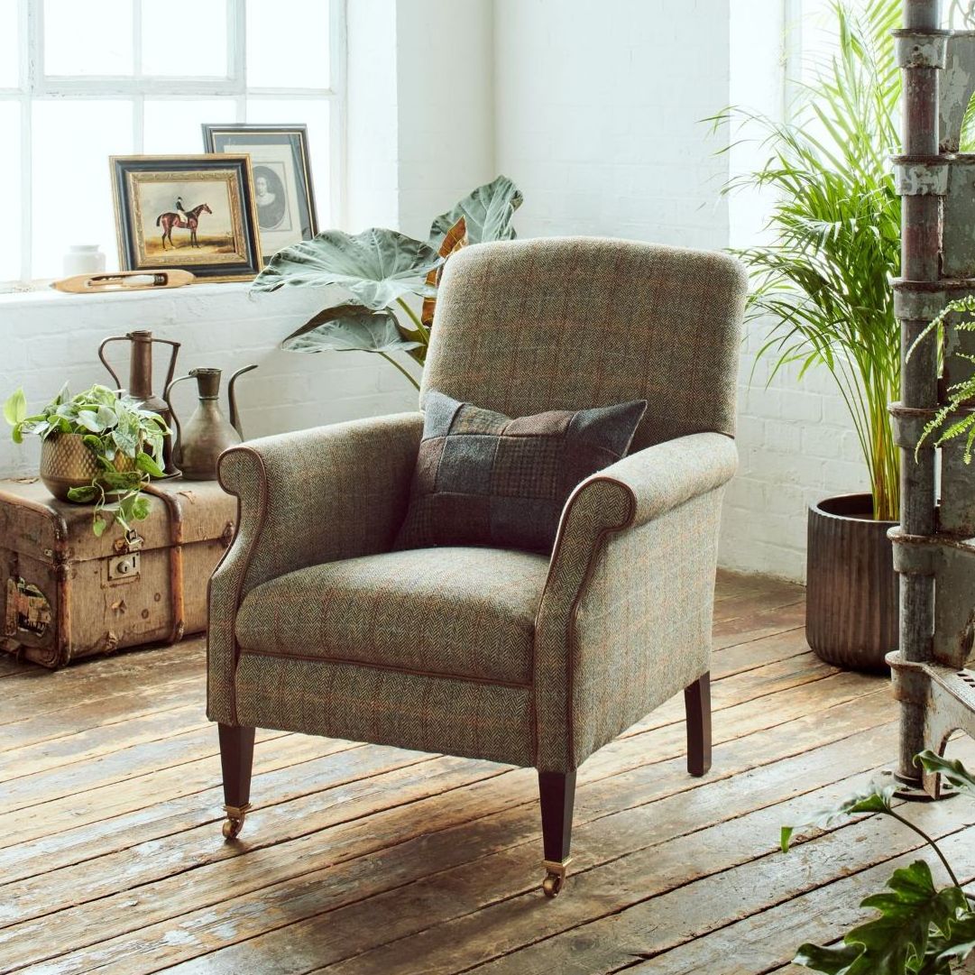 Bowmore Tetrad Chair