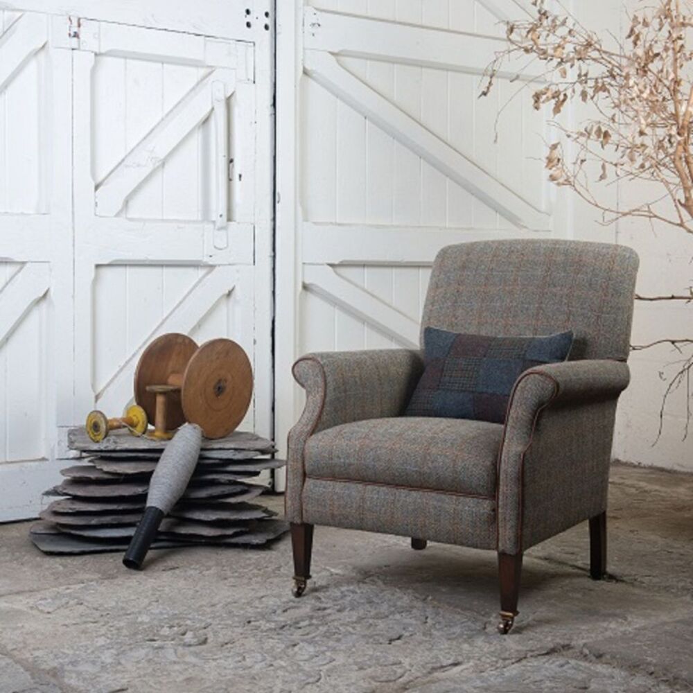 Bowmore Tetrad Chair