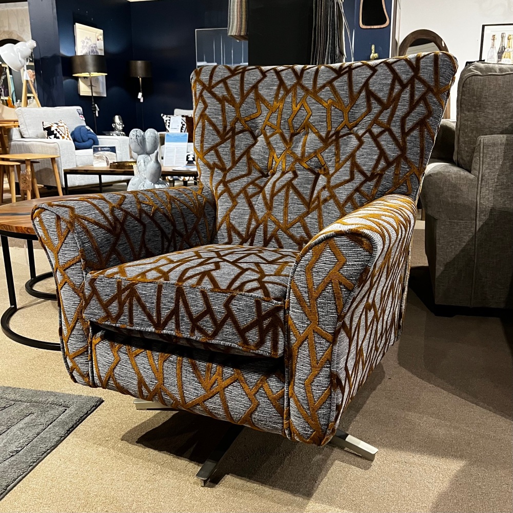 Clearance: Alstons Memphis Swivel Chair