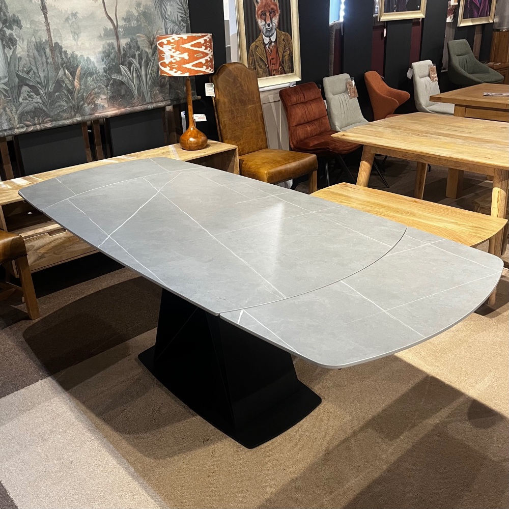 Clearance: Sainz Sintered Stone Extending Dining Table