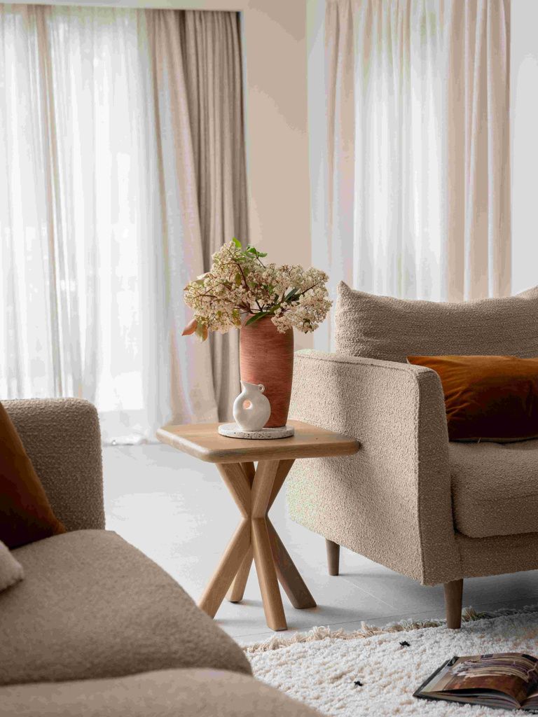 Flynn Lamp Table