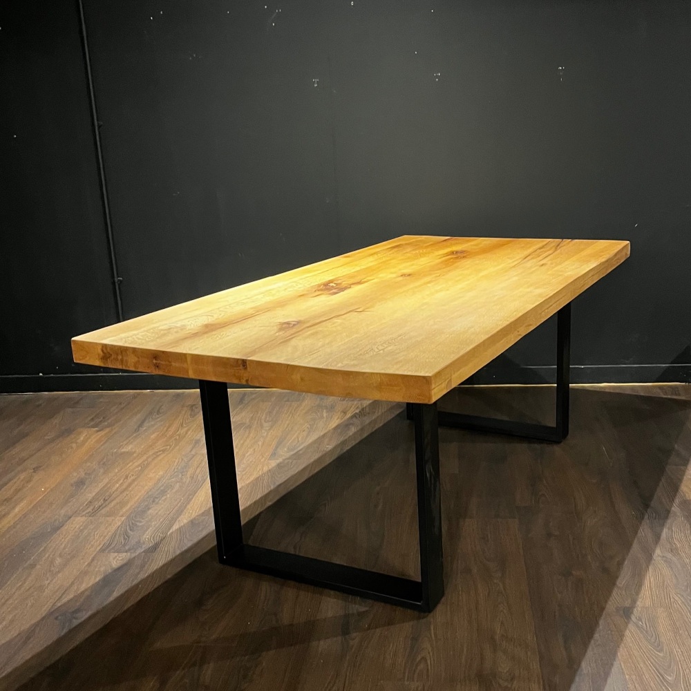 Clearance: Rustic Solid Oak 2m x 1m