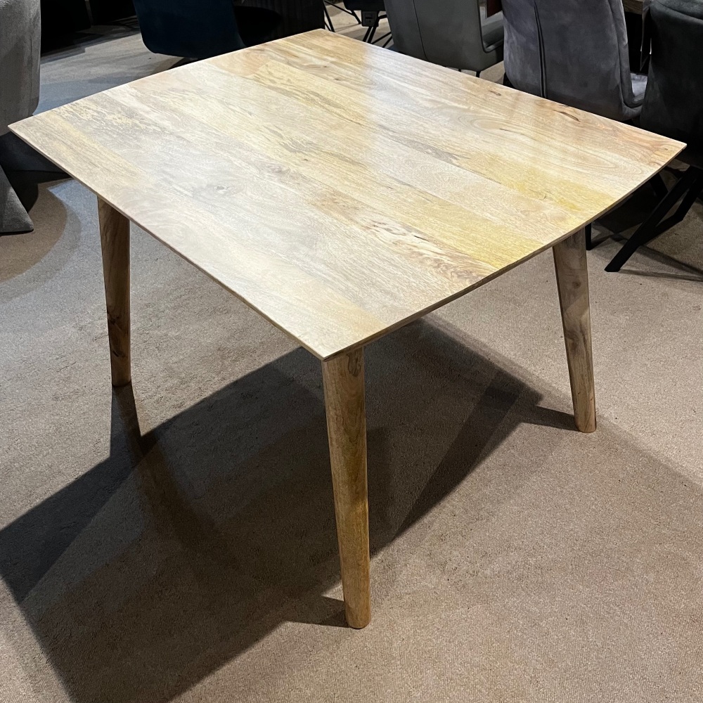 Clearance: Enfield Jasper Dining Table