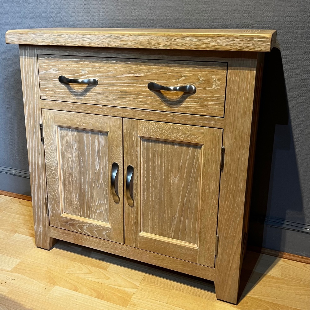 Clearance: Winchester 1 Drawer Compact Sideboard