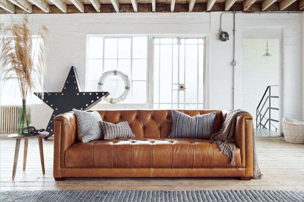 Vagabond by Tetrad Chesterfield