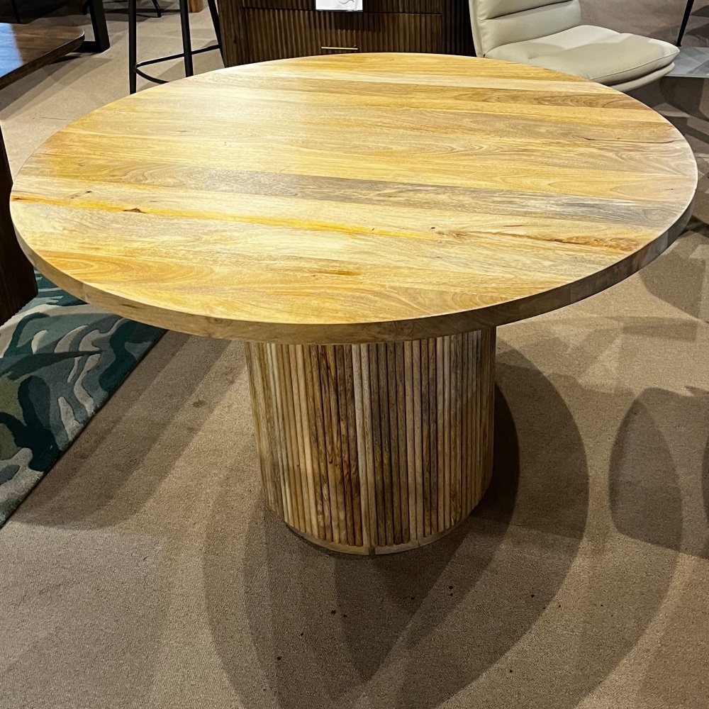 Clearance: Russo 120cm Round Dining Table