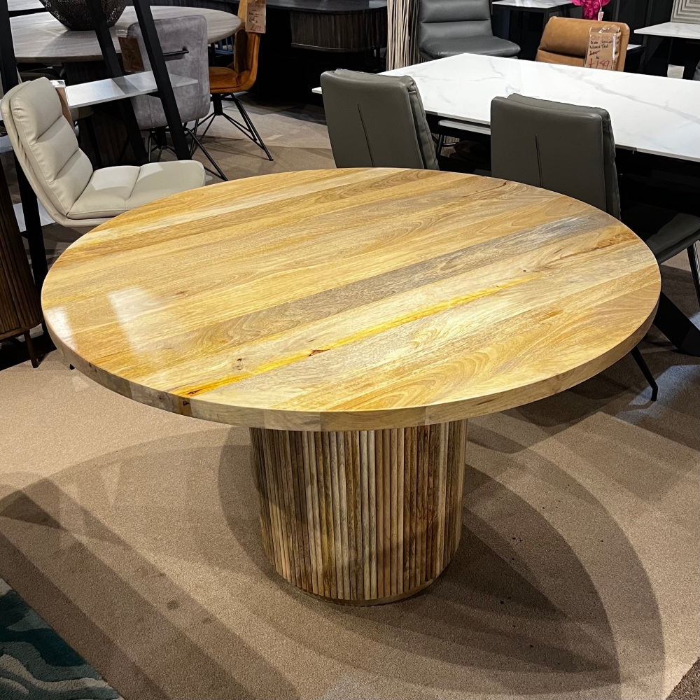Clearance: Russo 120cm Round Dining Table