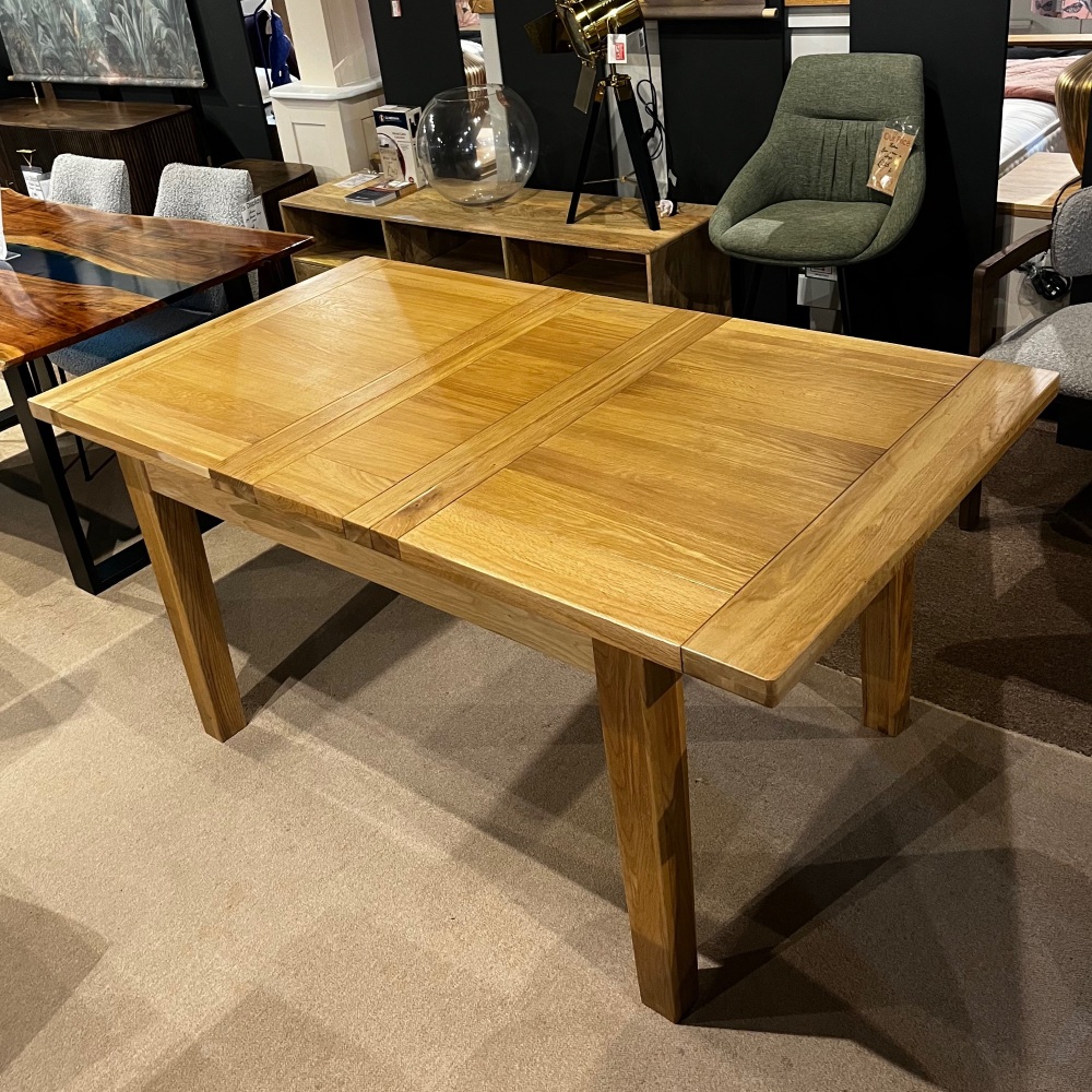 Clearance: New Amber Extending Dining Table