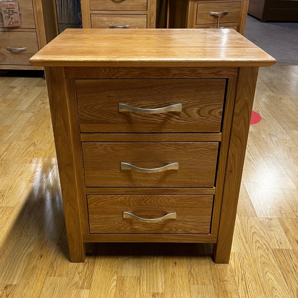 Clearance: Katharine Bedside Chest