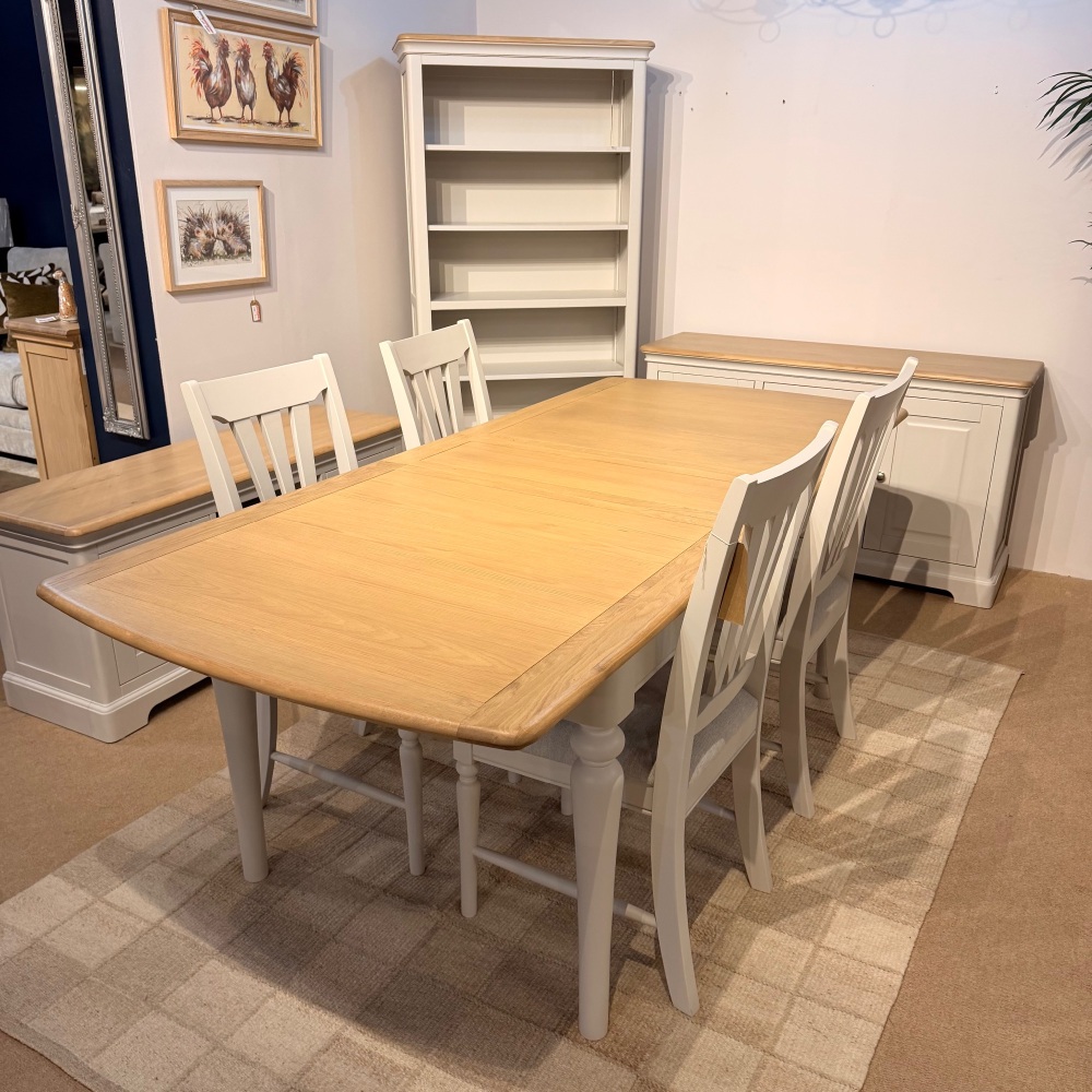 Clearance: Heidi Large Extending Dining Table