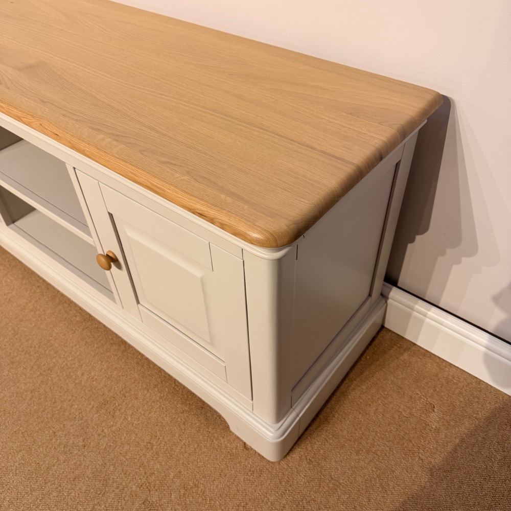 Clearance: Heidi Large TV Unit