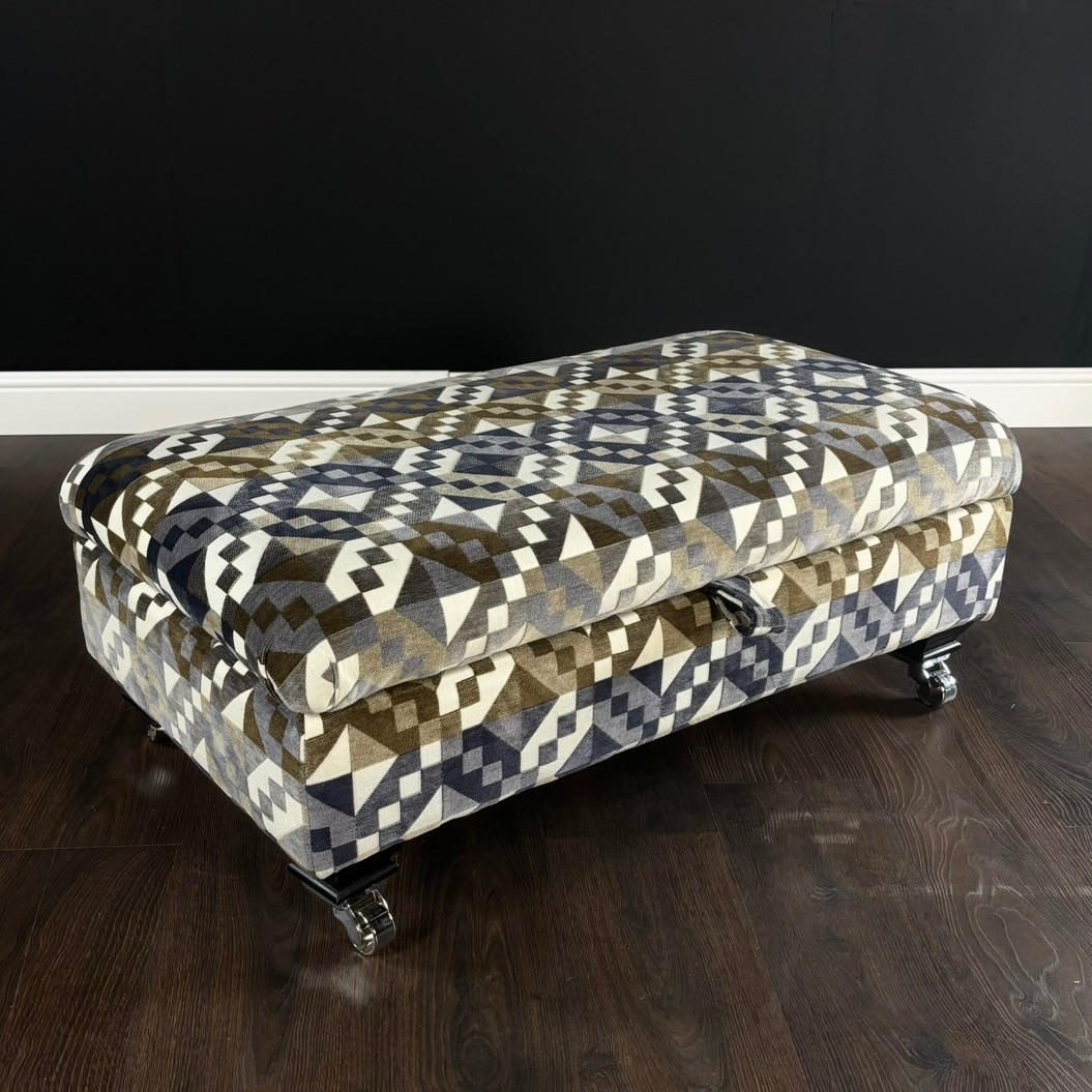 Clearance: Fleming Alstons Ottoman