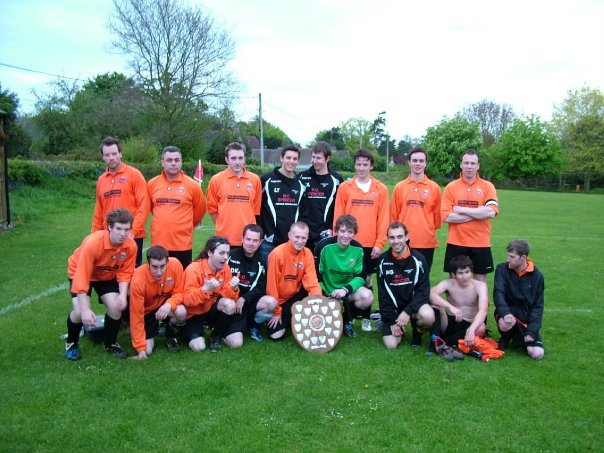 The double winning Reserves of 2009 celebrate like kings!