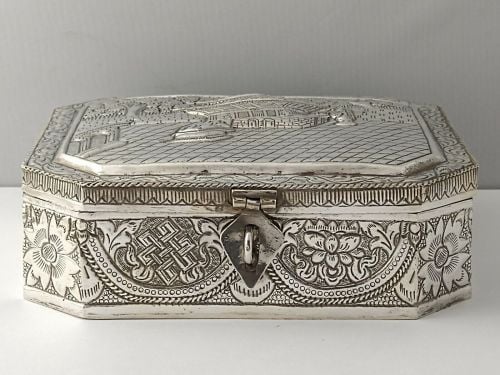 Large Chinese Silver Box - 386g