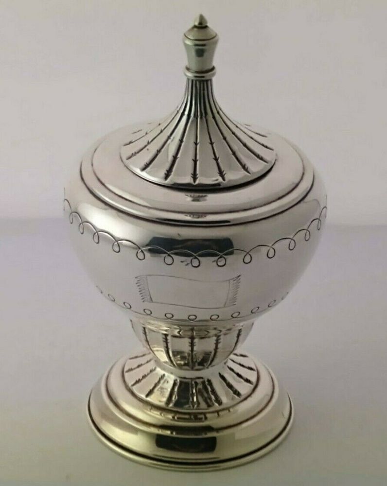 Unusual George V Silver Tea Caddy - 191g - Birm. 1927