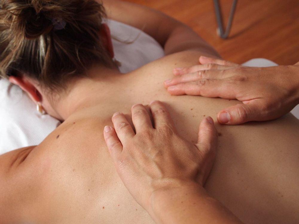 Accredited Abhyanga Snanam Full Body Ayurvedic Massage (1 day)