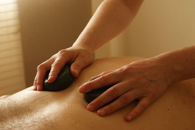 Neal's Yard Organic for Therapists