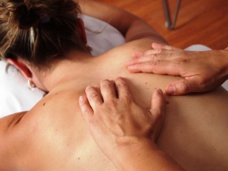 Uplift Aromatherapy Massage (Deluxe Holistics)