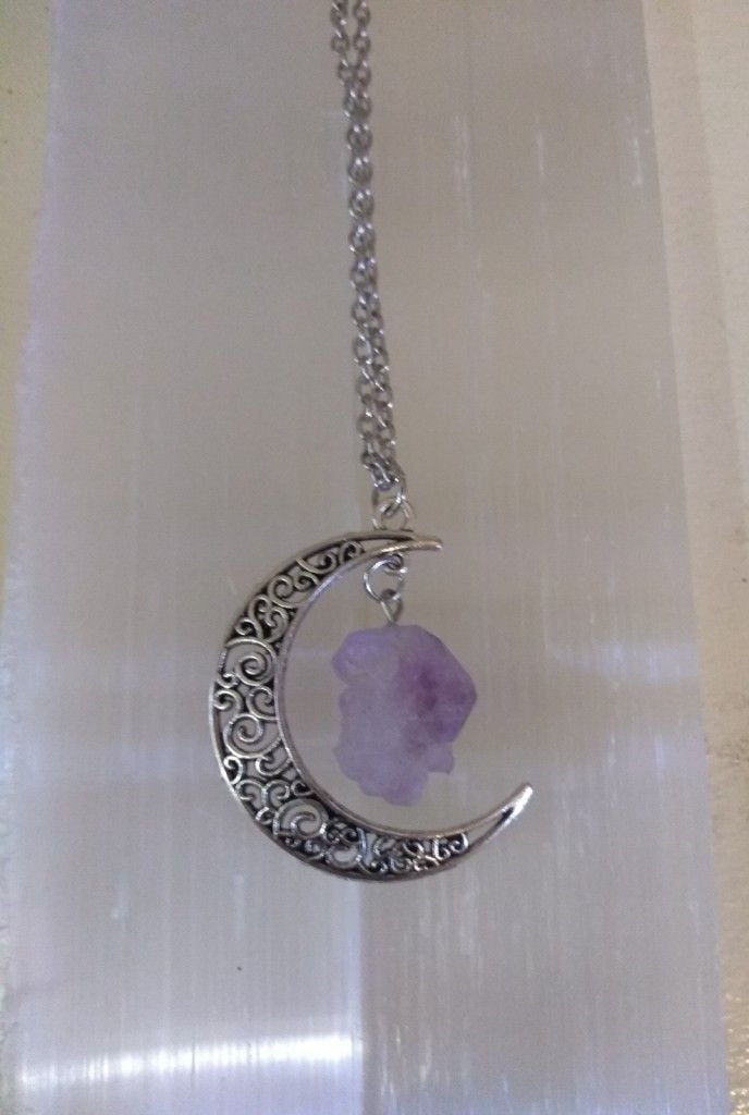 Filigree Crescent Moon Necklace 9''