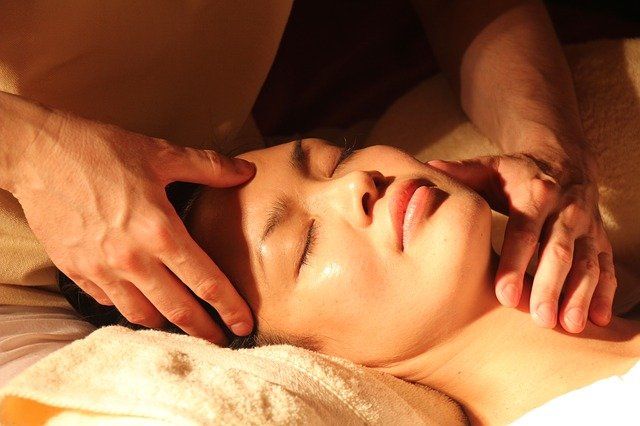 Accredited Hopi Ear Candling and Holistic Face Massage Diploma (1 day)