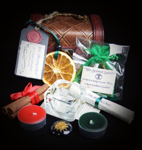 Witches Yule Blessing Chest Sented Sachet, Sun Amulet and Offering Bowl