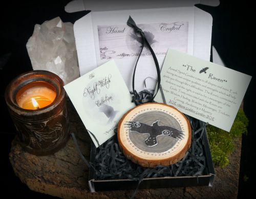 Raven and Moon Wooden Altar Piece Witches Animal Totem Wicca Pagan decorati