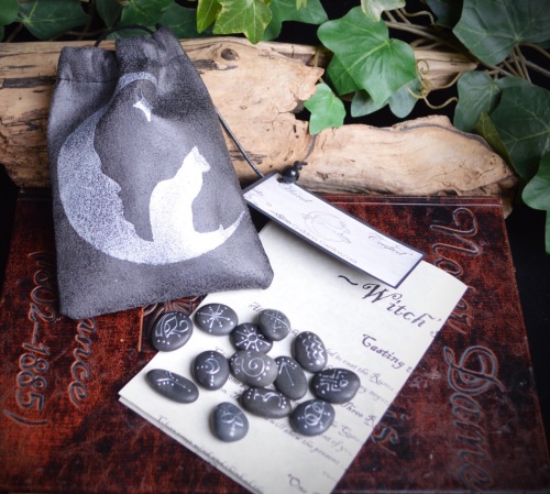 13 Witches  with Faux Leather bag and casting instructions