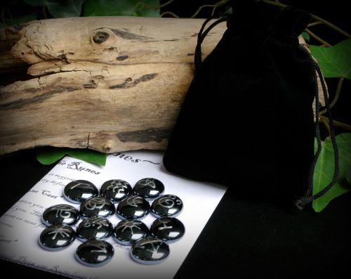 13 Witches Black & Silver Runes with Black Bag and Casting Instructions