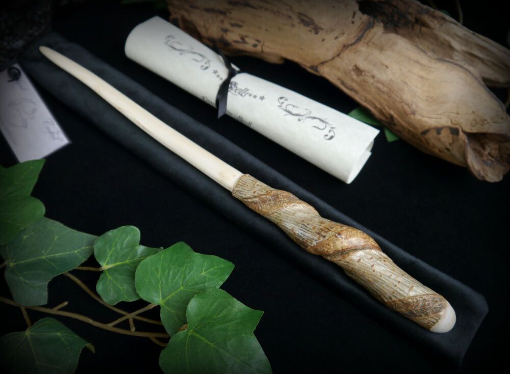 Witches Rowan Wood Wand with Natural Spiral design and Wand Bag Spells