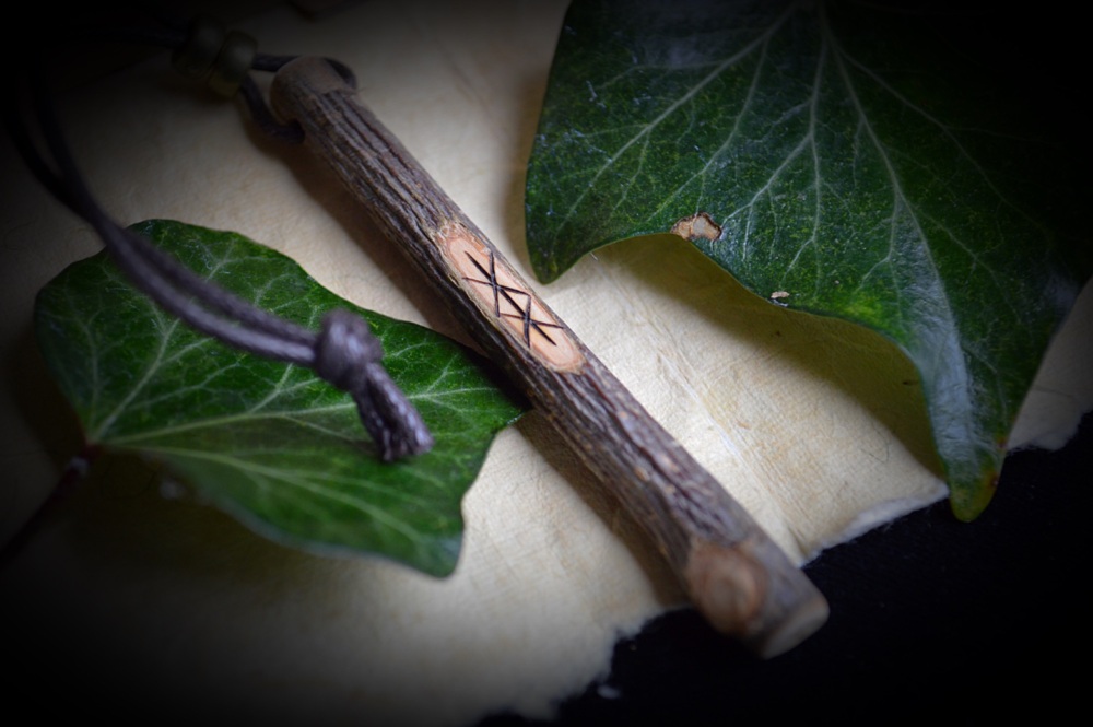 Rowan Wood Protection Talisman