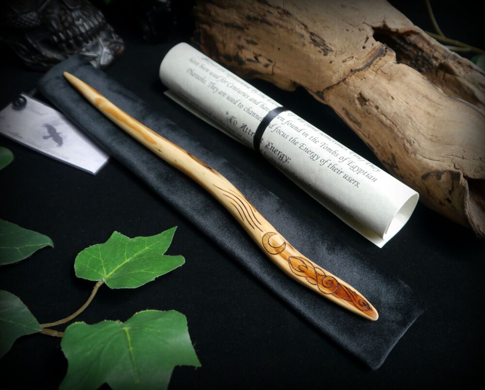 Witches Goddess Hecate Yew Wood Wand Hand Carved with Bag Pagan Wiccan Wood