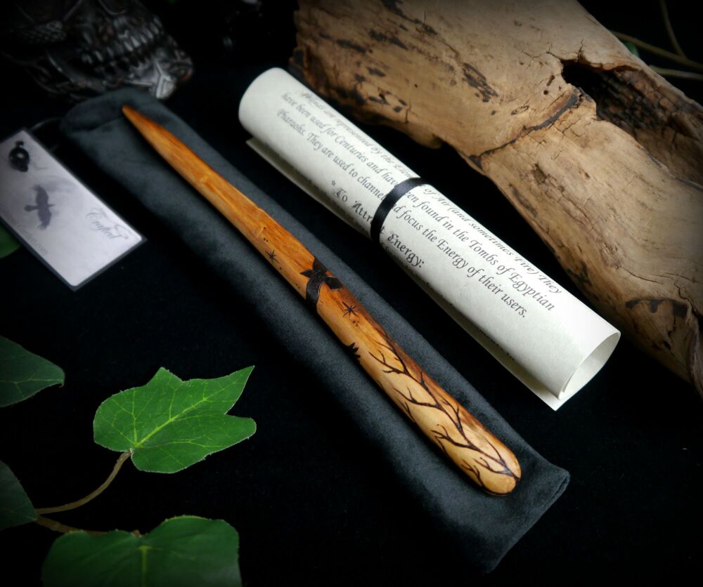 Witches Raven in Flight Silver Birch Wooden Wand Hand Carved with Bag & Spells Wiccan Witch Pagan Magic Gift
