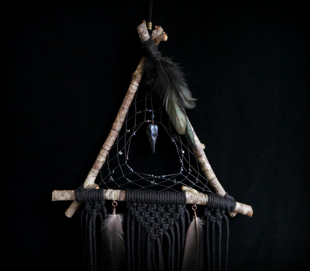 *Witches Raven Dream Catcher Handmade Rowan Wood with Black Agate Crystals Macramé wall hanging Witch Charm lucid Dreams Samhain Halloween