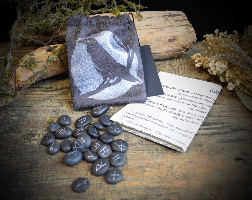 25 Raven Runes with Faux Leather Bag
