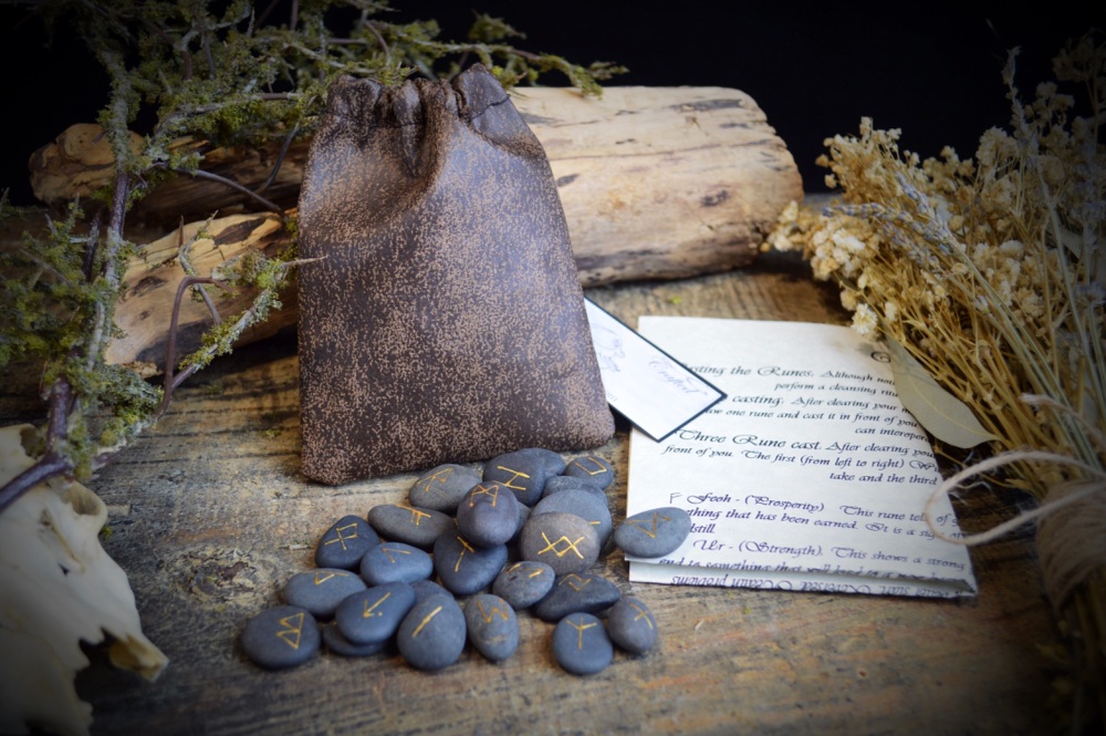 25 River Stone Runes with Faux Leather Bag