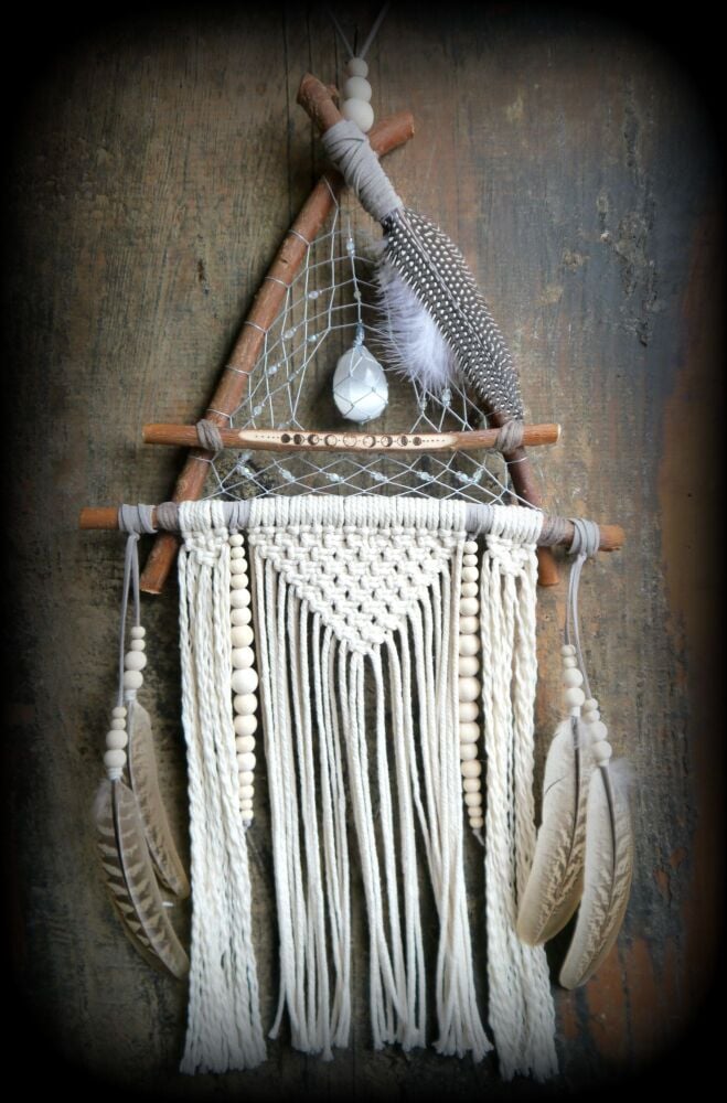 *Witches Full Moon Dream Catcher Handmade Willow Wood with Selenite Crystal Macramé wall hanging Witch Charm lucid Dreams Samhain Gift