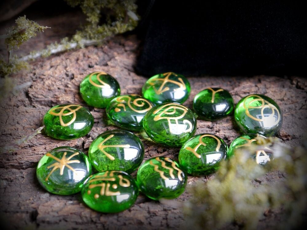 13 Witches Glass Green & Copper Runes with Black Bag and Casting Instructions