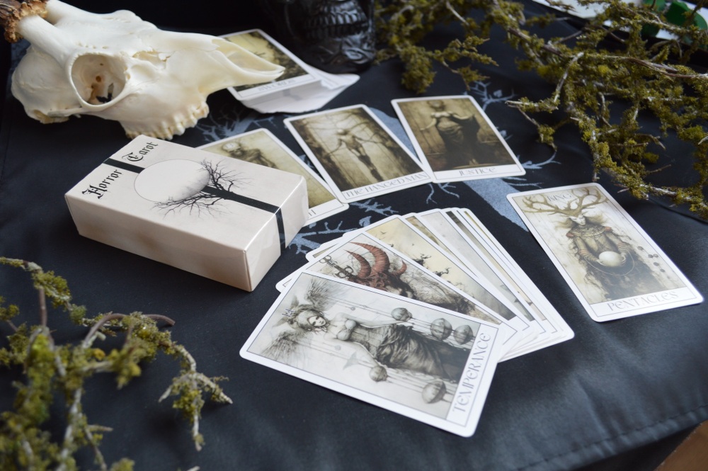 Gothic Horror Tarot Card deck