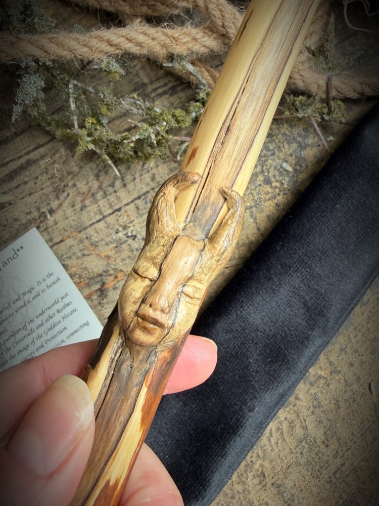Witches Dark Goddess Hecate Yew Wood Wand Hand Carved with Bag Pagan Wiccan