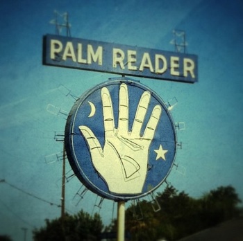 Online Course - Reading Palms With Anita Panayiotis!