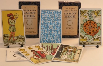 Online Tarot Beginners Workshop with Gail Hart. (Early Bird Discount).