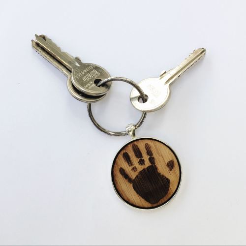 Personalised oak imprint keyring