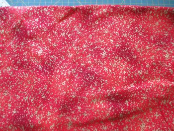 Fabric Freedom 100% Cotton Red Christmas Holly 1.9m End of roll