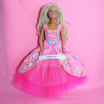 Spring Sale - Hasbro Sindy Dress  - S032 *used item*
