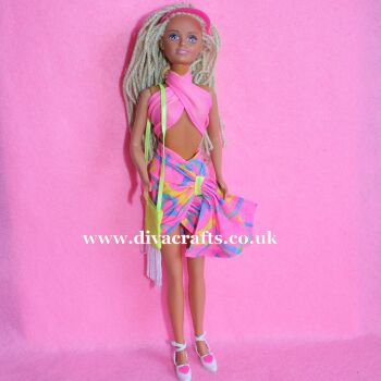 Hasbro Sindy doll with Summer Outfit
