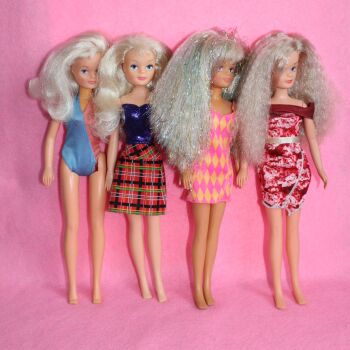 4 Hasbro Sindy Dolls (One with broken leg)