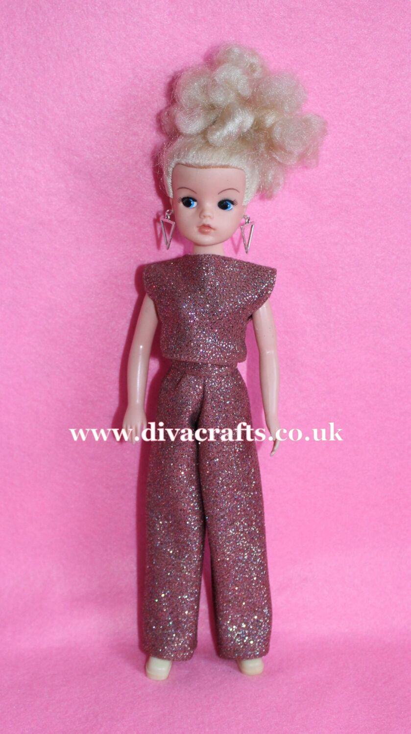 Handmade by Cazjar Pedigree Sindy Fashion - L7