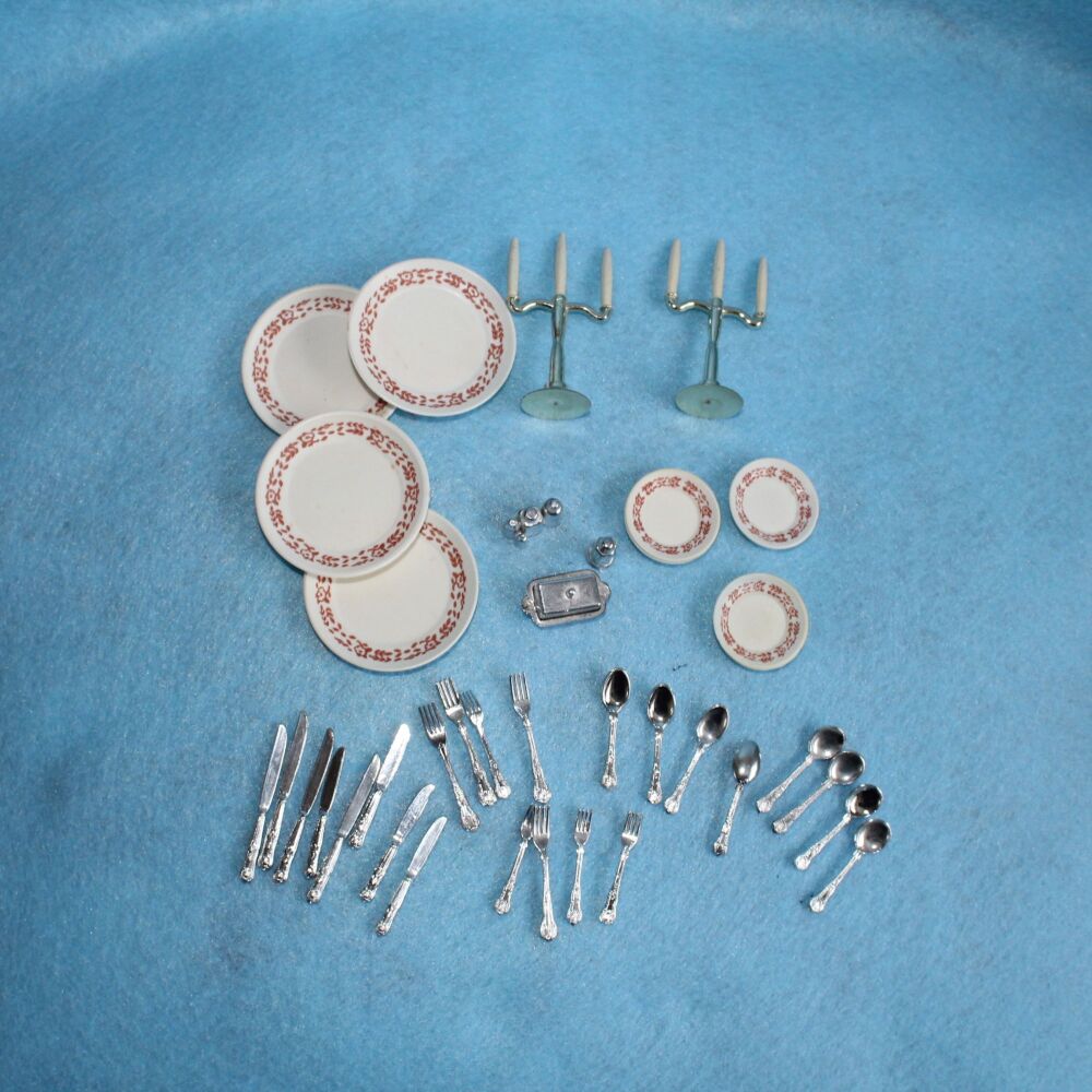 Clearance Item - S044 Doll dining ware *used*